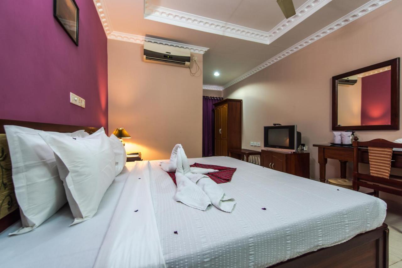 Kallada Hotels And Resorts Thrissur ภายนอก รูปภาพ